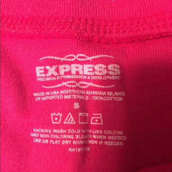 Small hot pink Express 3/4 length sleeve shirt - Picture 2 of 2